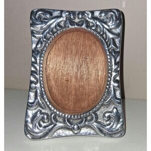 Vintage Ornate Silver Tone Metal Picture Frame Oval Opening Fits 3.5x5 Easel